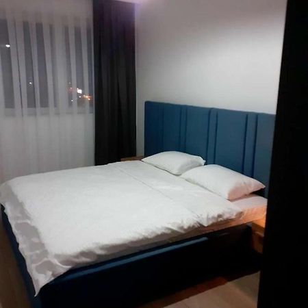 Banesa Ne Qender Te Pejes Apartment Bagian luar foto