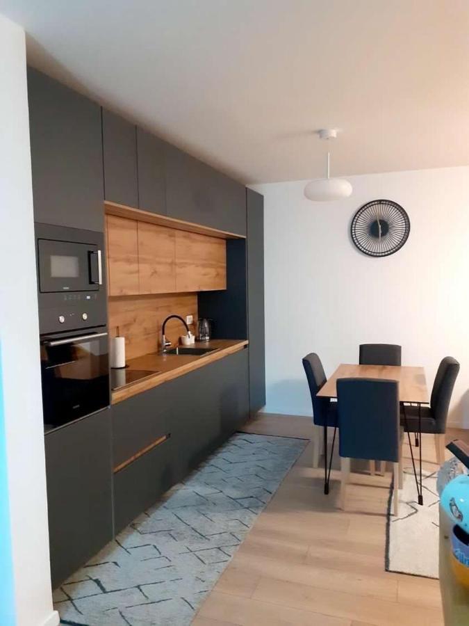 Banesa Ne Qender Te Pejes Apartment Bagian luar foto